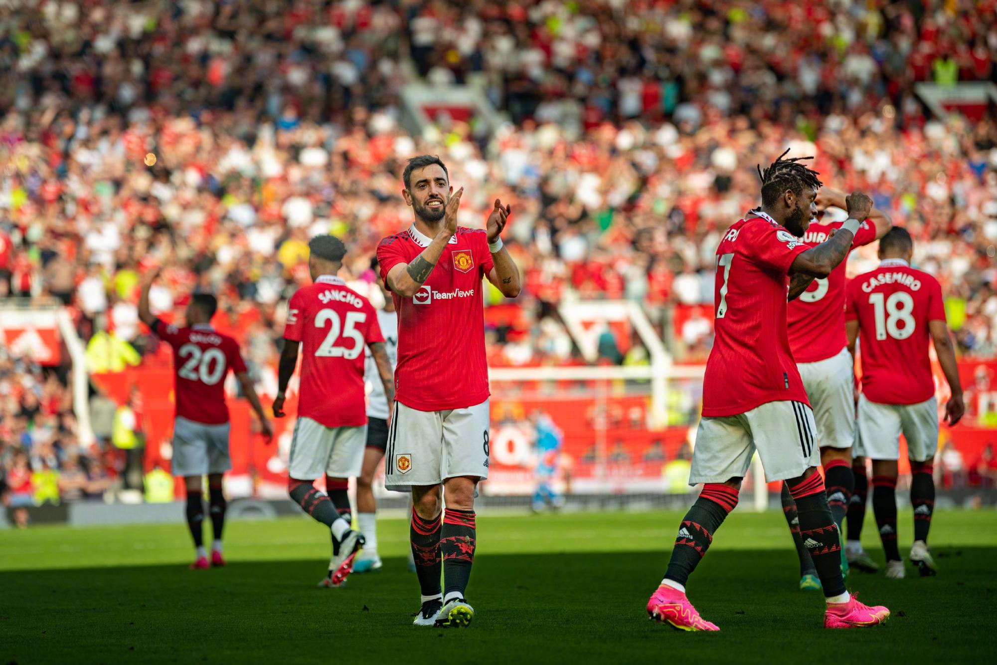 利亞德新月 利亞德新月